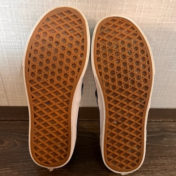 Vans Asher Slip-On Sneaker - Women's size 6 - Picture 7 of 8